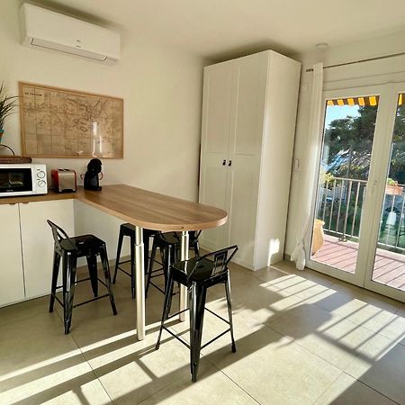 Appartement Cosy Vue Mer A 50 M De La Plage - Refait A Neuf Et Climatise Le Pradet Exteriér fotografie